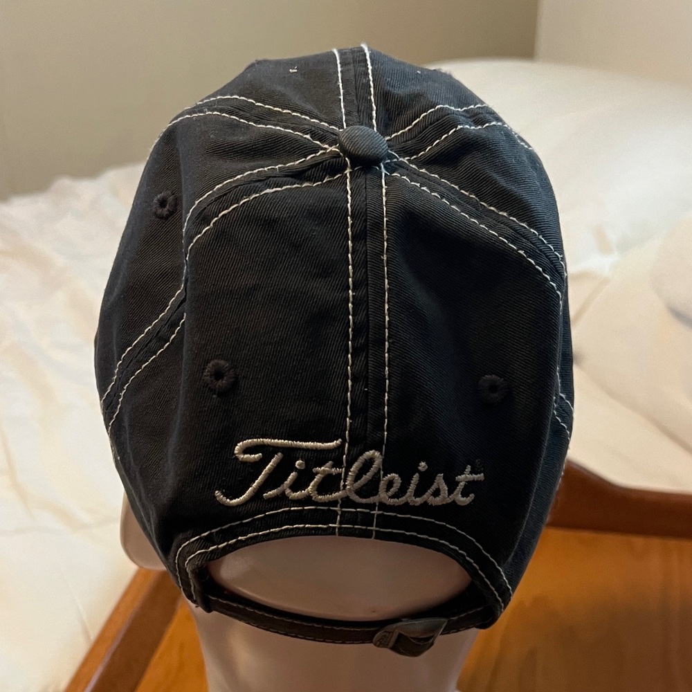 Titleist Black Cap with White Embroidered Logo - Picture 3 of 7